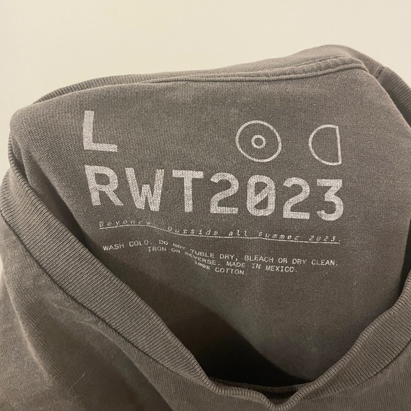 Beyoncé Renaissance World Tour Shirt - Picture 6 of 8